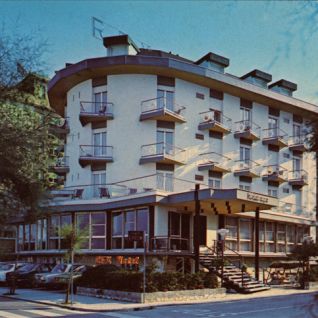 Hotel Rex Riccione Storia