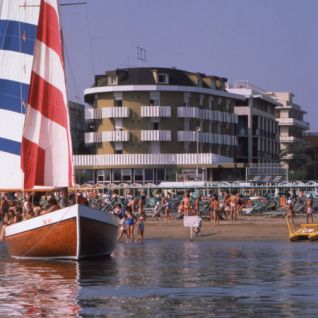 Hotel Rex Riccione sulla spiaggia